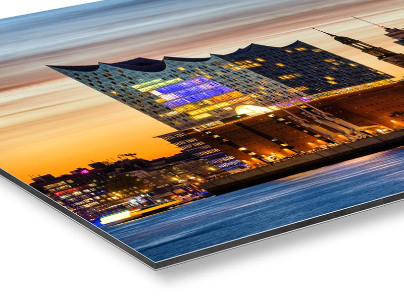 Hamburg Alu-Dibond Bilder – Hamburg Motive auf Alu-Dibond, hochwertige Hamburg Wandbilder bestellen, fertig zum Aufhängen.
