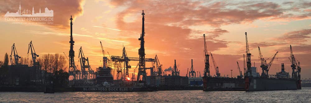 Hamburger Hafen Panorama auf Leinwand - Sonnenuntergang am Dock Elbe 17