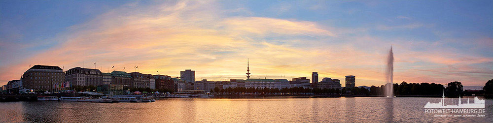 Hamburg Alsterpanorama am Abend - Bild auf Leinwand, Acrylglas