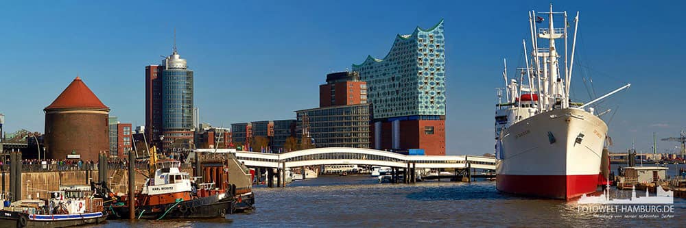 Hamburger Hafen - Bild auf Leinwand - Cap San Diego und Elbphilharmonie