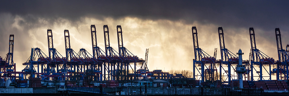 Hafenkräne - Hamburg Wandbild auf Leinwand, Acrylglas oder als Poster