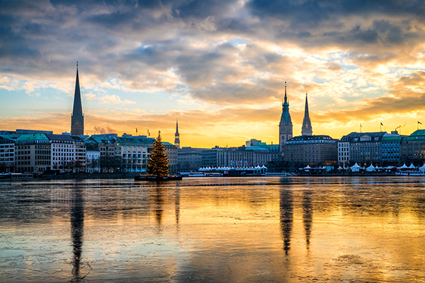 Winter Sunset - Hamburg Collage im Vintage-Stil auf Leinwand, Acrylglas oder als Poster