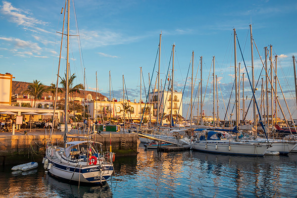 Abend in Puerto de Mogán Gran Canaria Wandbild - Bild auf Leinwand, Acrylglas oder Alu-Dibond