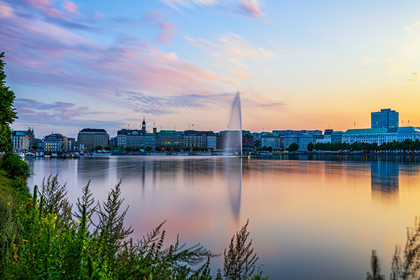 Abendrot an der Binnenalster - Hamburg Wandbild auf Leinwand, Acrylglas, Akustikbild oder als Poster