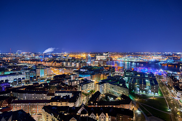 Hamburg bei Nacht - Bild auf Leinwand, Acrylglas, Alu-Dibond 