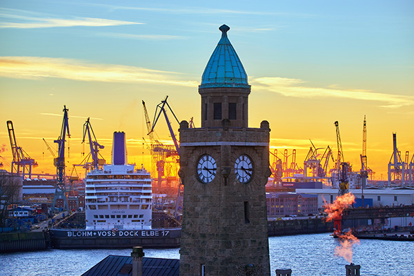 Sonnenuntergang an den Landungsbrücken - Leinwandbild, Glasbild, Poster 