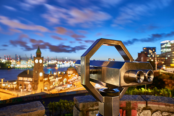 Hamburg Landungsbrücken City Lights - Bild auf Leinwand 