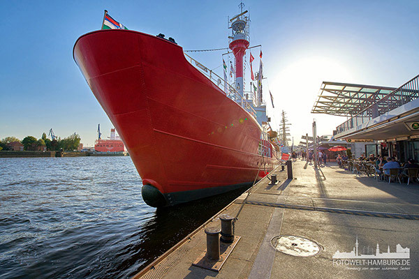 Hamburger Hafengeburtstag - Feuerschiff Borkumriff - Bild auf Leinwand 