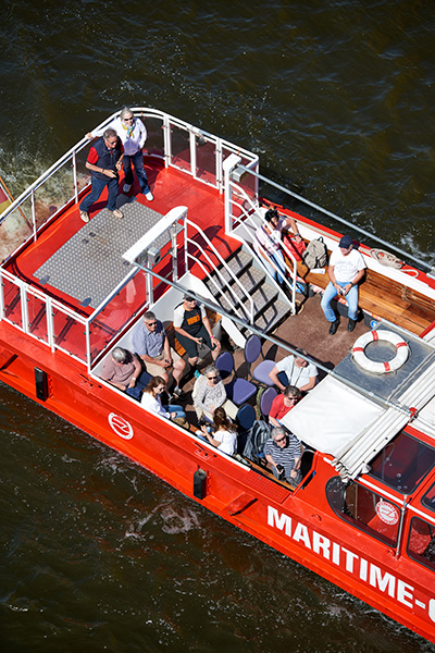 Hafenrundfahrt - Hamburg Bild auf Leinwand oder Acrylglas