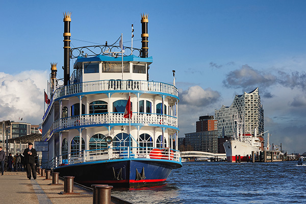 Louisiana Star und Elbphilharmonie - Bild auf Leinwand
