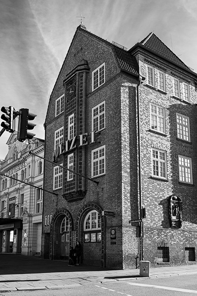 Hamburg Davidwache an der Reeperbahn - Bild auf Leinwand oder Acrylglas