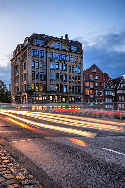 Haus der Seefahrt - Hamburg Bild auf Leinwand, Acrylglas, Akustikbild oder als Poster