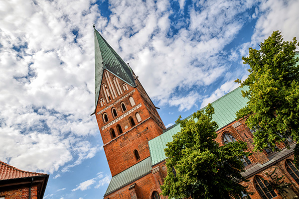 Lüneburg - St. Johanniskirche - Bild auf Leinwand, Acrylglas oder als Poster