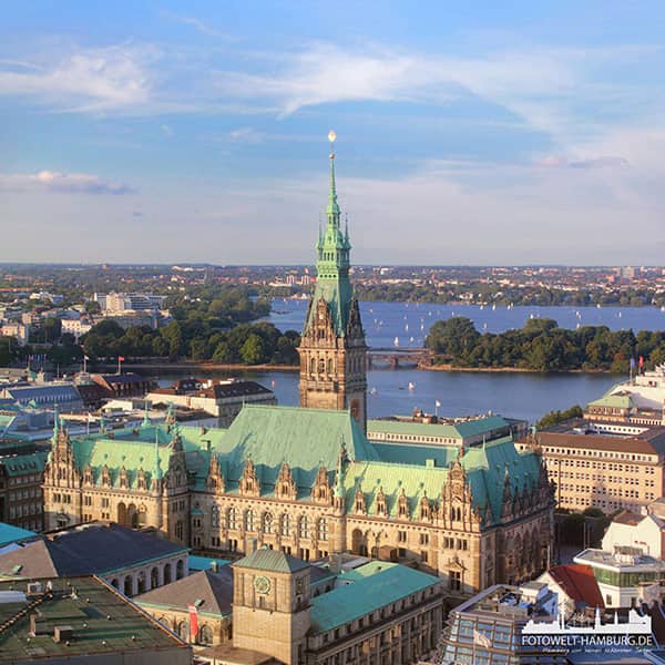 Hamburg - Rathaus und Alster - Bild auf Leinwand, Acrylglas, Alu-Dibond